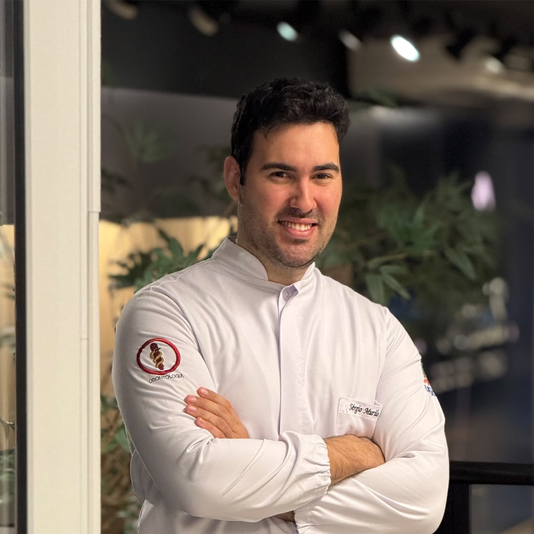 Dr. Sérgio Murilo Coelho, especialista em odontologia estética em Florianópolis